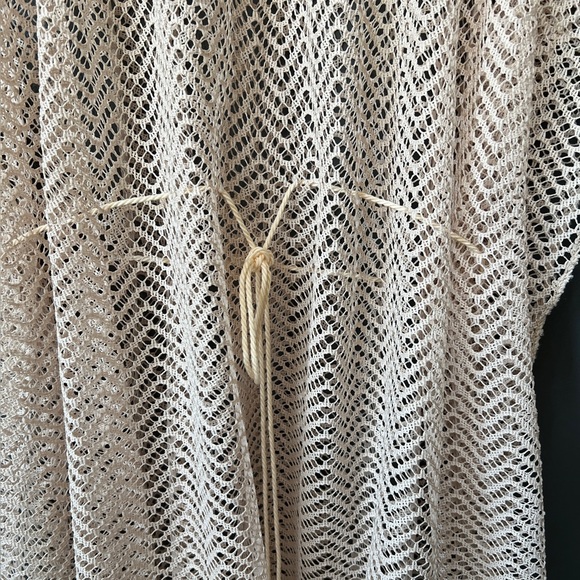 ARDENE: Swimsuit cover up - Picture 4 of 5